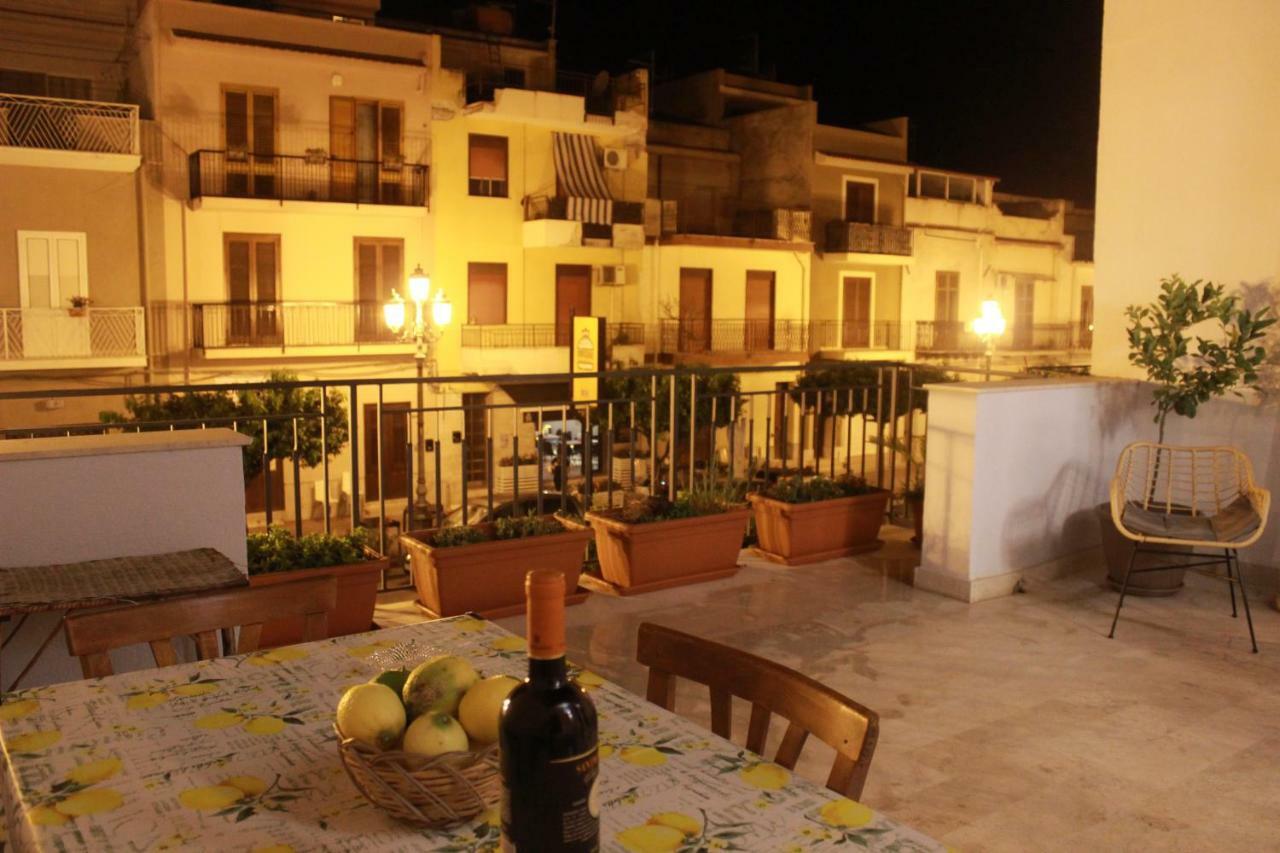 Guest House Zio Michele - Чинизи Экстерьер фото